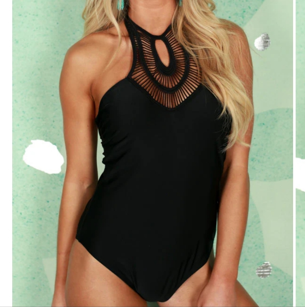 NWT Beach Joy Black One-Piece Crochet Halter Tie Neck Open Back Swimsuit SZ L